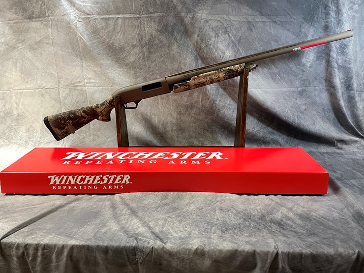 #4622-•-winchester-sxp-12-ga.-pump-action-shotgun,-sn:-tr6022-182882sp-image-1
