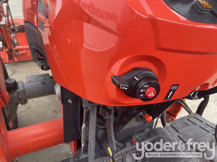2020-kubota-mx5400hst-image-41
