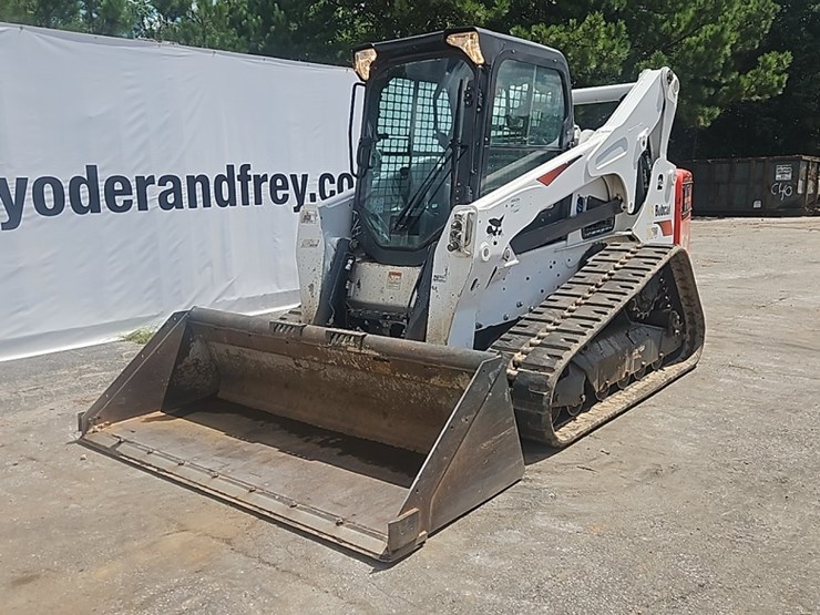 2023-bobcat-t870-image-1