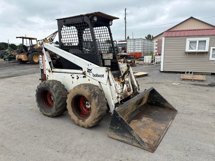 bobcat-825-image-1