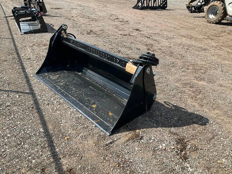 #1392-•-unused-skid-steer-4-in-1bucket-image-2