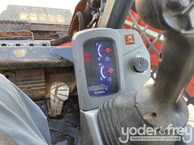 2020-kubota-svl65-2-image-33