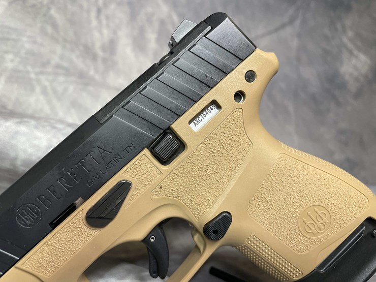 #4535-•-beretta-apx-a1-9mm-luger-semi-auto-pistol,-sn:-axc154045-image-17