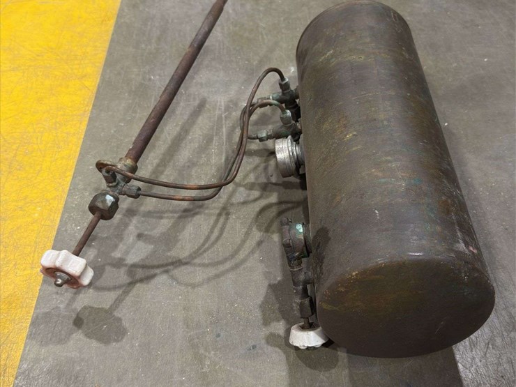 steam-autoclave,-vintage-blow-torch-or-soldering-lamp,-pressure-tank-with-swan,-and-tall-5gl-pail-image-15