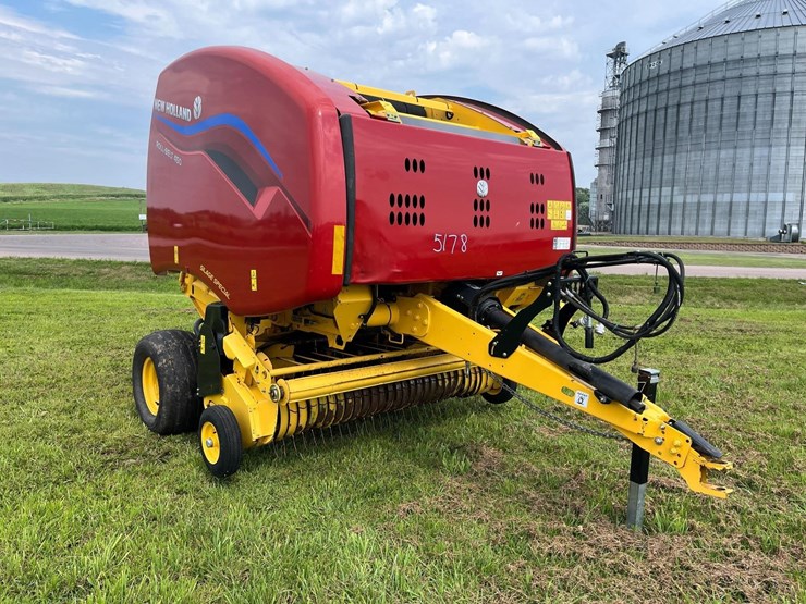 new-holland-450-image-1