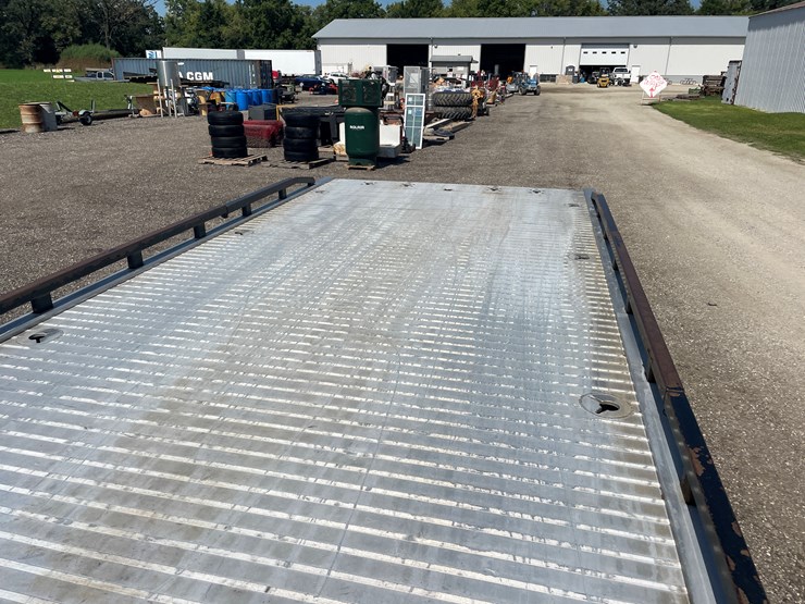 2016-ford-f550-image-25