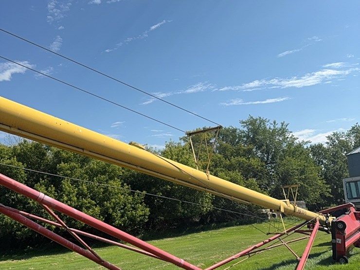 westfield-mk-100–71-auger.-note:-newer-auger,-used-little.-image-42