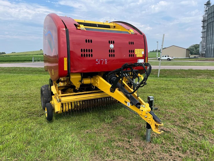 new-holland-450-image-2