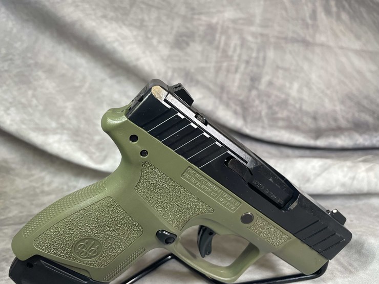 #4550-•-beretta-apx-a1-carry-9mm-luger-pistol,-sn:-axc150907-image-8
