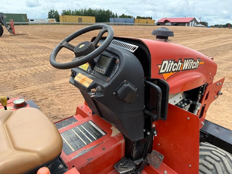 2017-ditch-witch-rt45-image-27