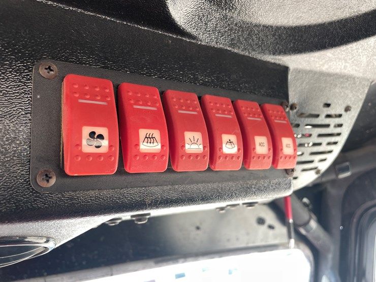 2007-polaris-ranger-700-xp-image-25