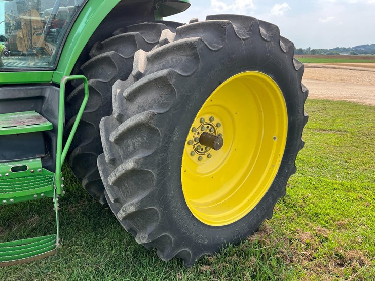 john-deere-8300-image-9