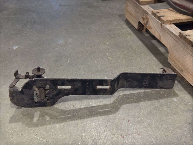 lot-of-machinery-components?-image-6
