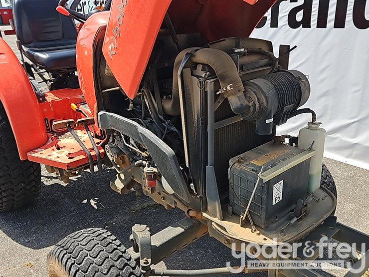 2020-kubota-l2501f-image-14
