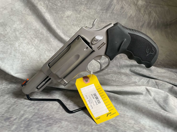 #4565-•-taurus-judge-45-colt-revolver,-sn:-agj393597-image-1