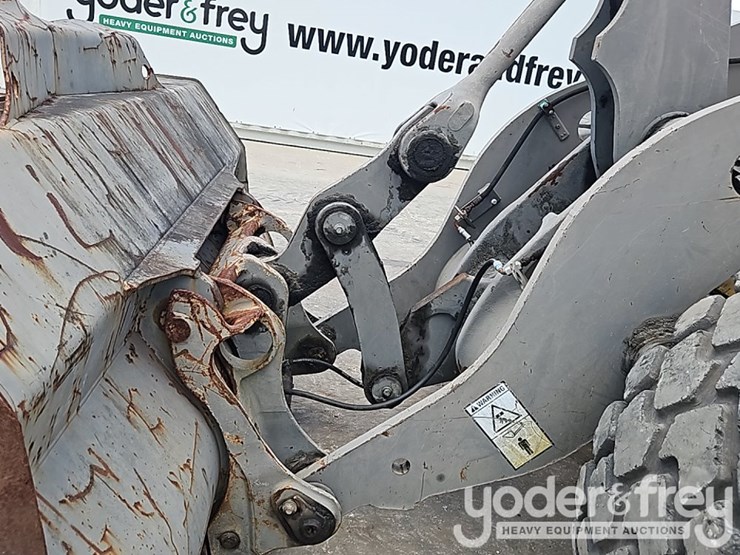 2005-volvo-l90e-image-14