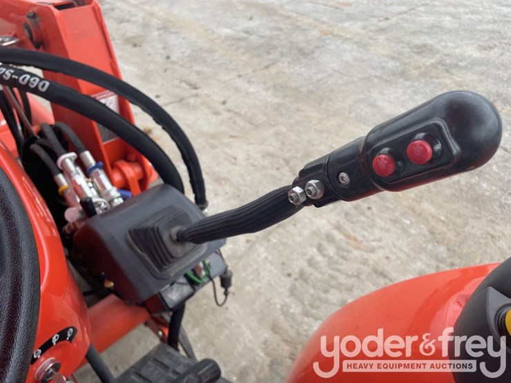 2020-kubota-mx5400hst-image-47