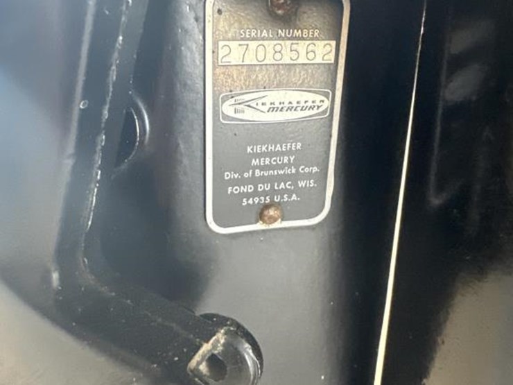 #3934-•-mercury-9.9-hp-outboard-motor-with-stand-image-11