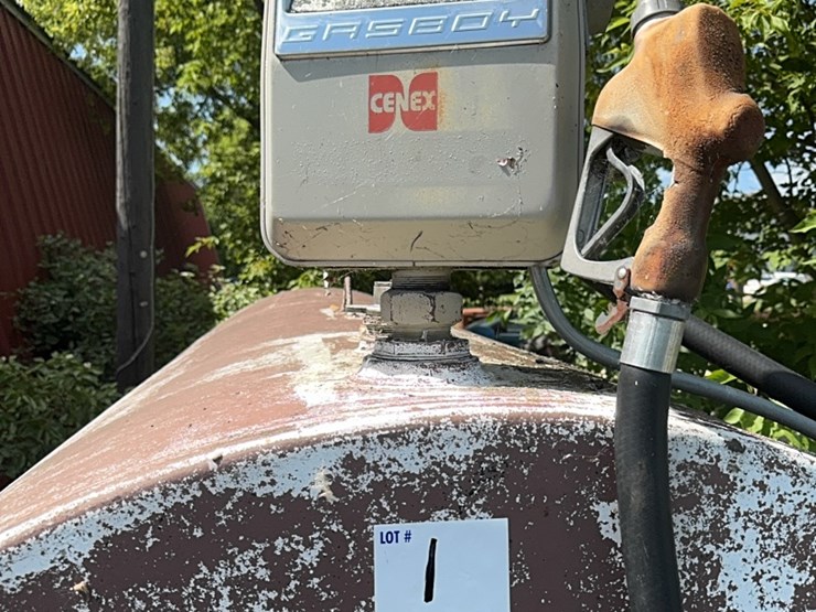 2000-gallon-diesel-fuel-tank-with-pump-image-3