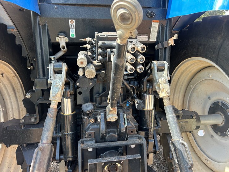 new-holland-t6.175-image-6