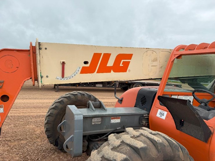 2004-jlg-g6-42a-image-33