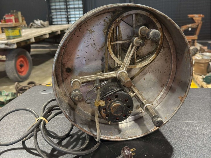 two-antique-toasters-with-a-spin-table-image-3