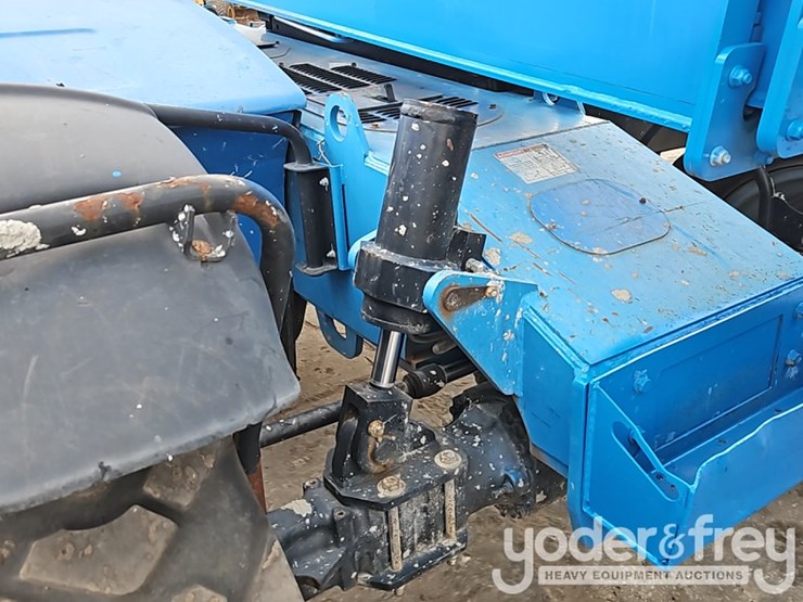 2019-genie-gth844-image-10