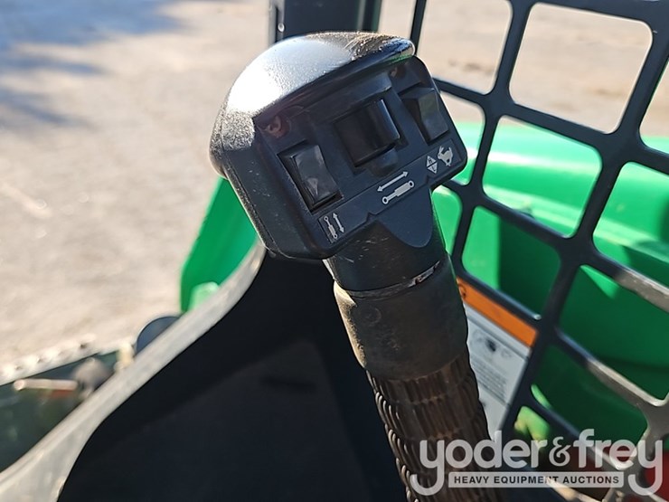 2019-bobcat-t550-image-27