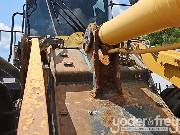 komatsu-wa380-image-32