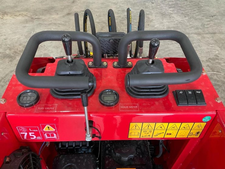 #1015-•-unused-future-ft323w-mini-skid-steer-image-32
