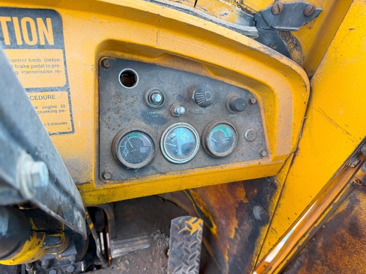 deere-644b-image-44