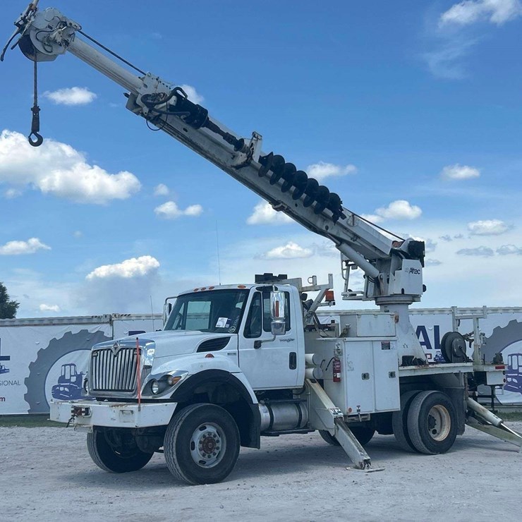 2013 INTERNATIONAL WORKSTAR 7400