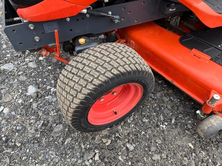 kubota-bx2380-image-14