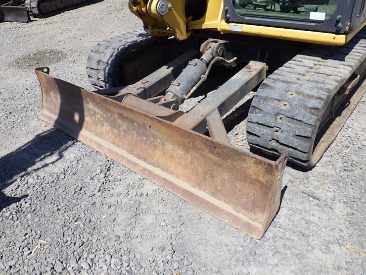 kobelco-sk85cs-3e-image-13