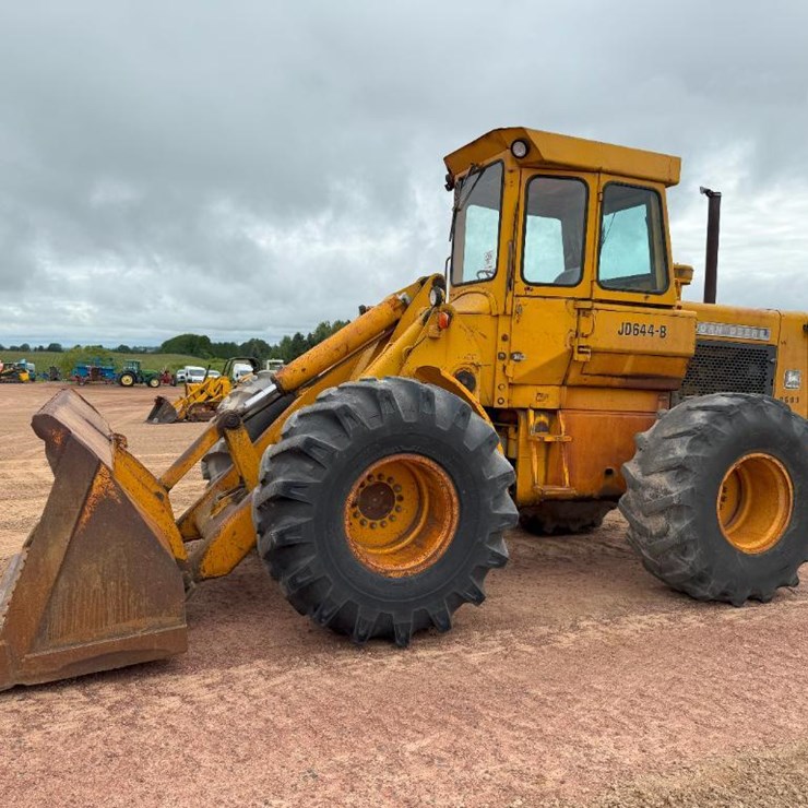 DEERE 644B