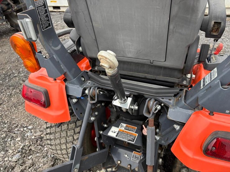 kubota-bx2380-image-11