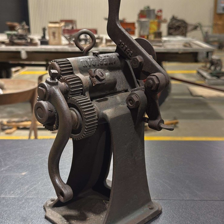 American leather splitter, also known as a leather skiver or cutter