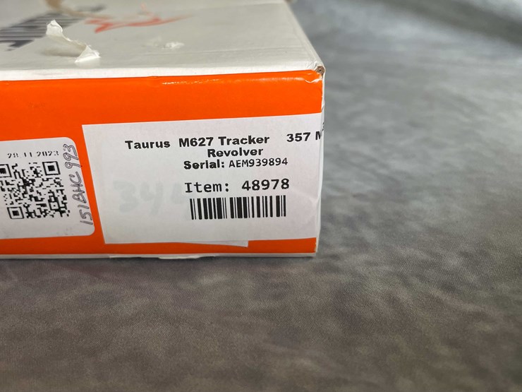 #4549-•-taurus-m627-tracker-357-mag-revolver,-sn:-aem939894-image-21