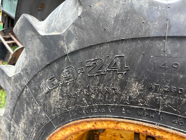 john-deere-5520-image-17