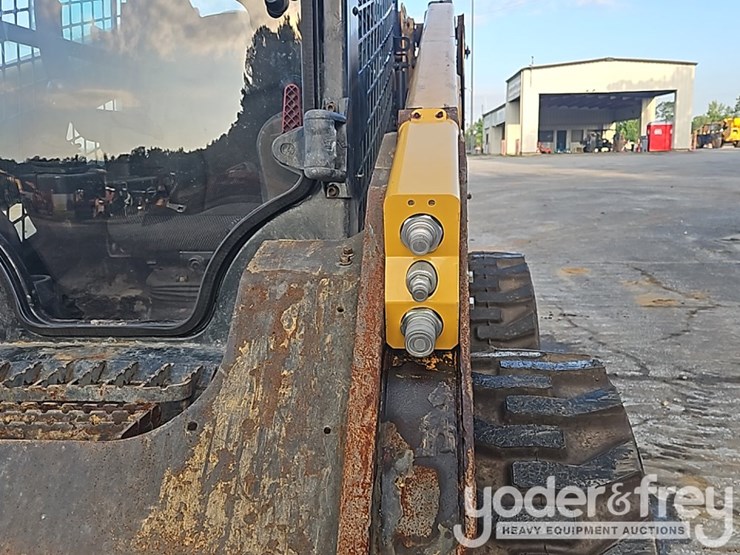 2022-caterpillar-246d3-image-20