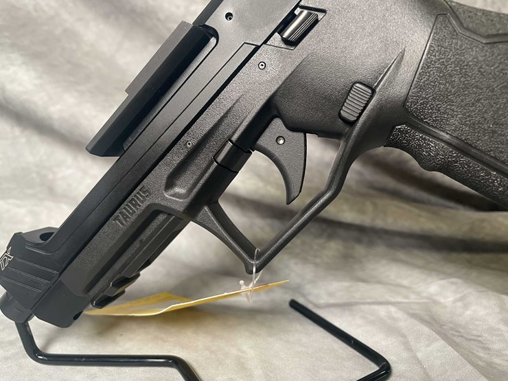 #4527-•-taurus-tx22-competition-22-lr-pistol,-sn:-1pt435457-image-19