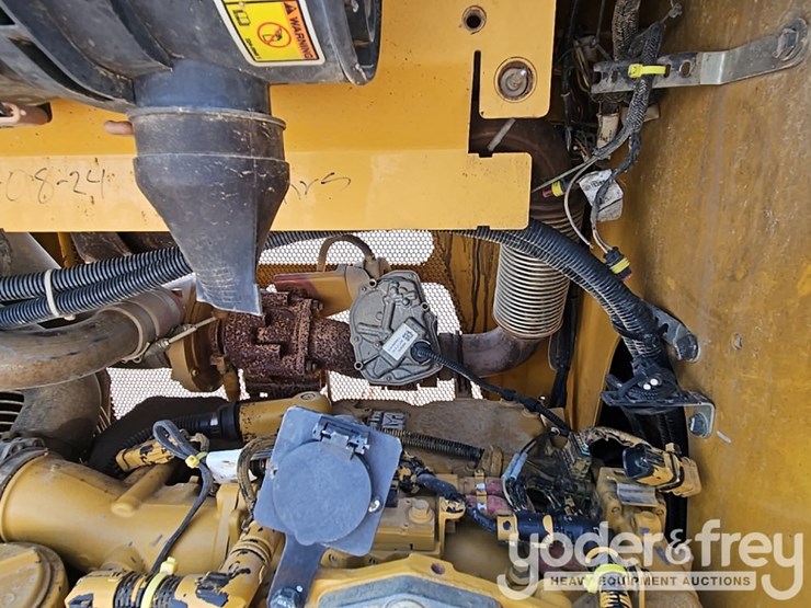 2018-caterpillar-d5k2-lgp-image-27