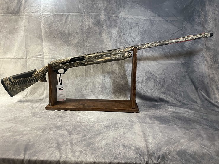 #4608-•-benelli-super-black-eagle-iii-12-ga.-semi-auto-shotgun,-sn:-u767017v-image-2