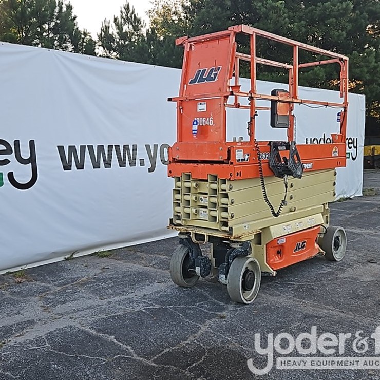 2019 JLG 2632ES