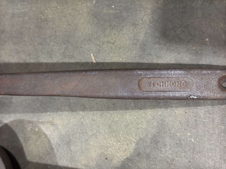 collection-of-cast-iron-smelting-or-lead-melting-ladles-image-6