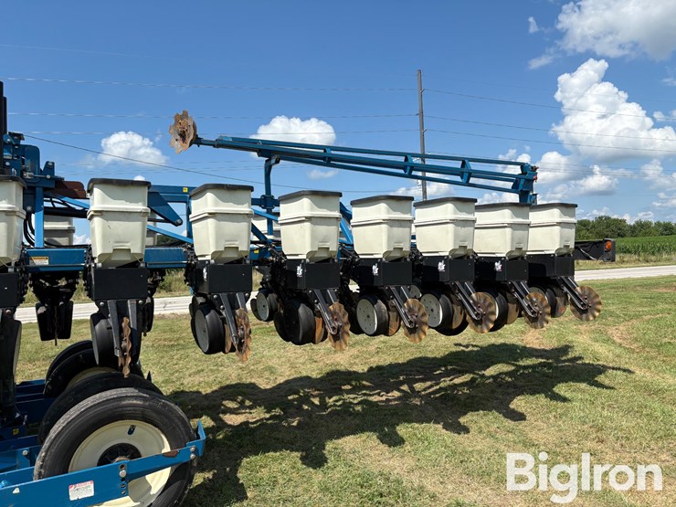 kinze-3600-image-11
