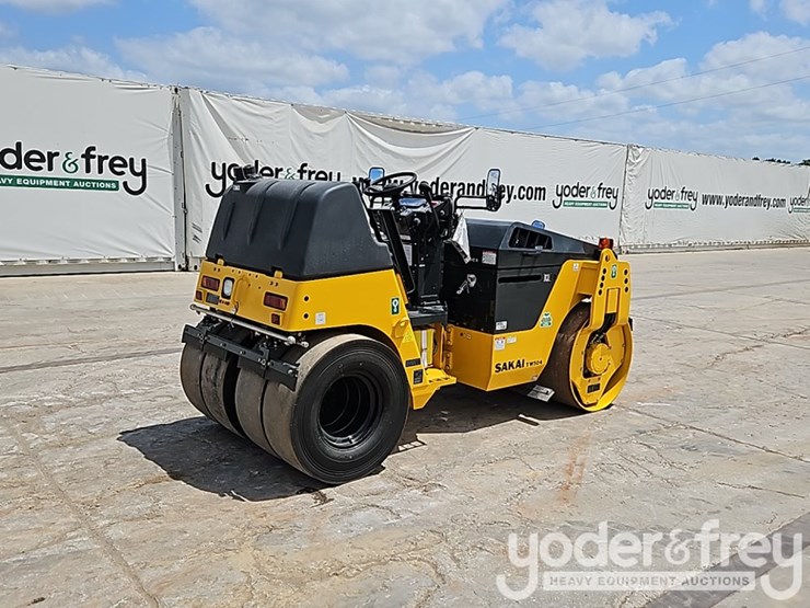 2024-kubota-d1703-image-4
