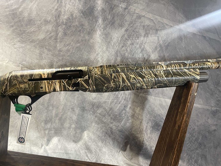 #4617-•-stoeger-m3000-12-ga.-semi-auto-shotgun,-sn:-75-h22yt-053184-image-5