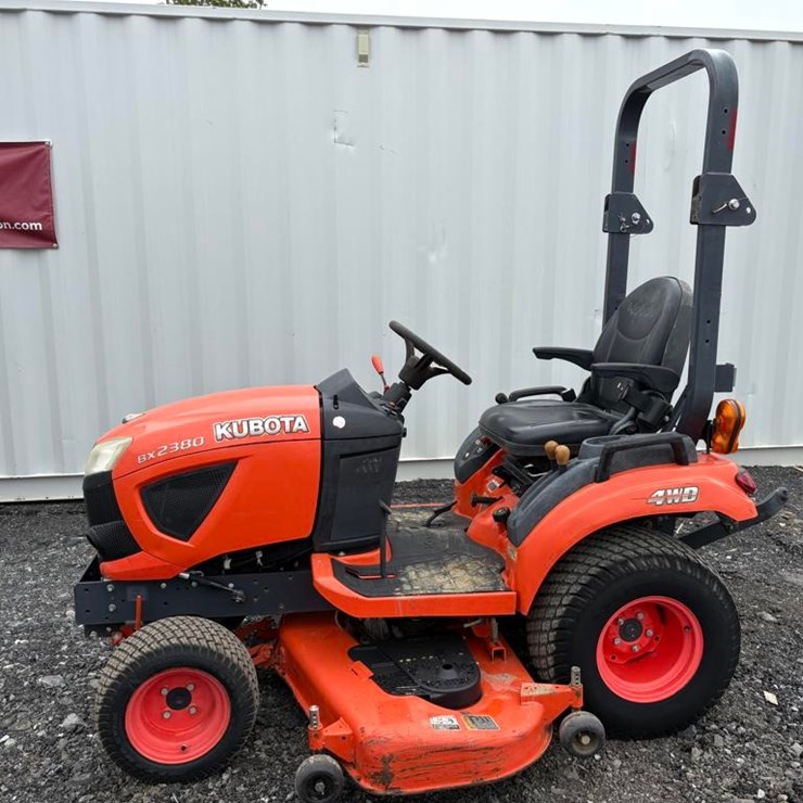 KUBOTA BX2380