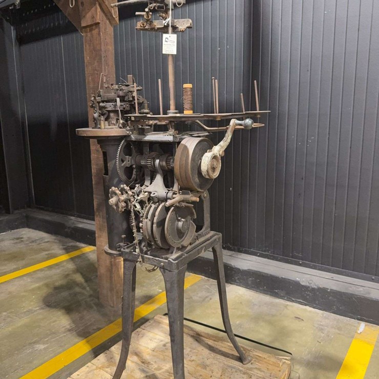Circular Knitting Machine
